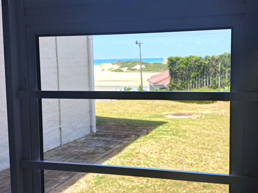 3 Bedroom Property for Sale in Aston Bay Eastern Cape